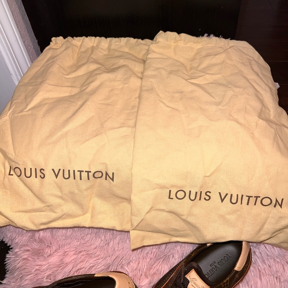 Brand new REAL LOUIS VUITTON shoes - Picture 5 of 11